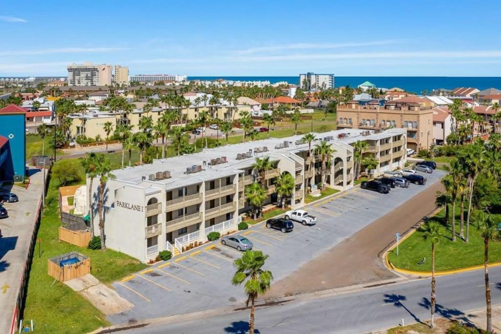 2 Bed 2 Bath Condo By Beach With Resort Pool South Padre Island Luaran gambar