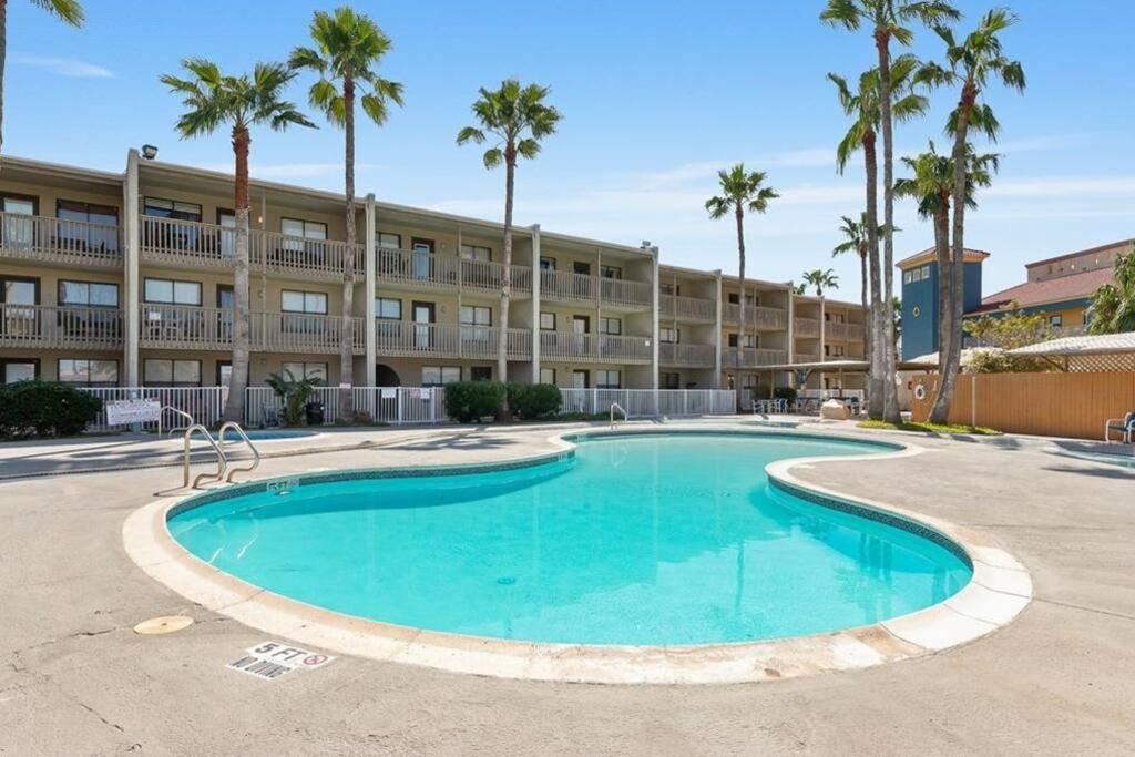 2 Bed 2 Bath Condo By Beach With Resort Pool South Padre Island Luaran gambar