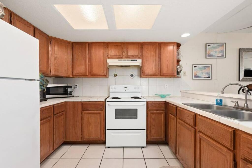 2 Bed 2 Bath Condo By Beach With Resort Pool South Padre Island Luaran gambar
